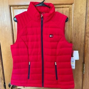 NWT Tommy Hilfiger Puffer Vest